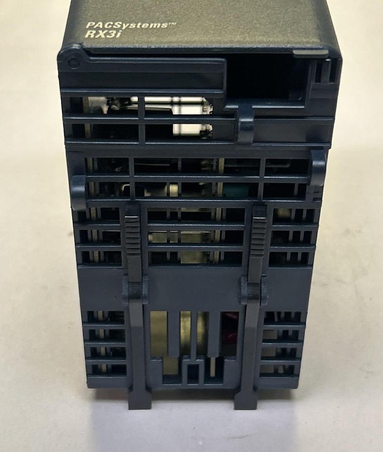 Used GE FANUC,IC695PSA040J,RX3I POWER SUPPLY 120/240VAC 125VDC 40WATTS