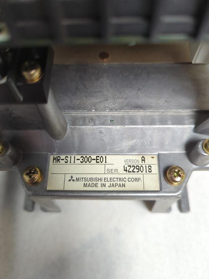 Used MITSUBISHI,MR-S11-300-ED1,SERVO DRIVE CONTROLLER ASSEMBLY PRE-OWNED