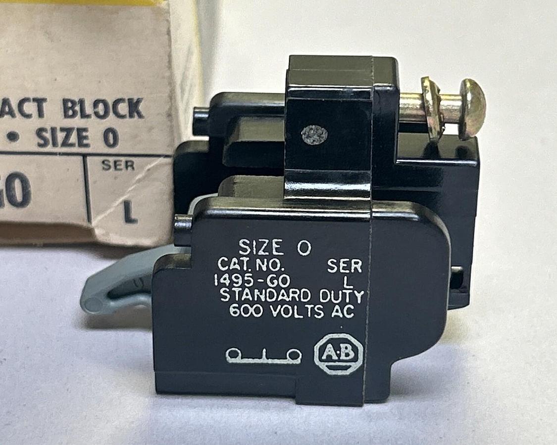 Used ALLEN BRADLEY,1495-G0,AUXILIARY CONTACT BLOCK LOT OF 2 NOS