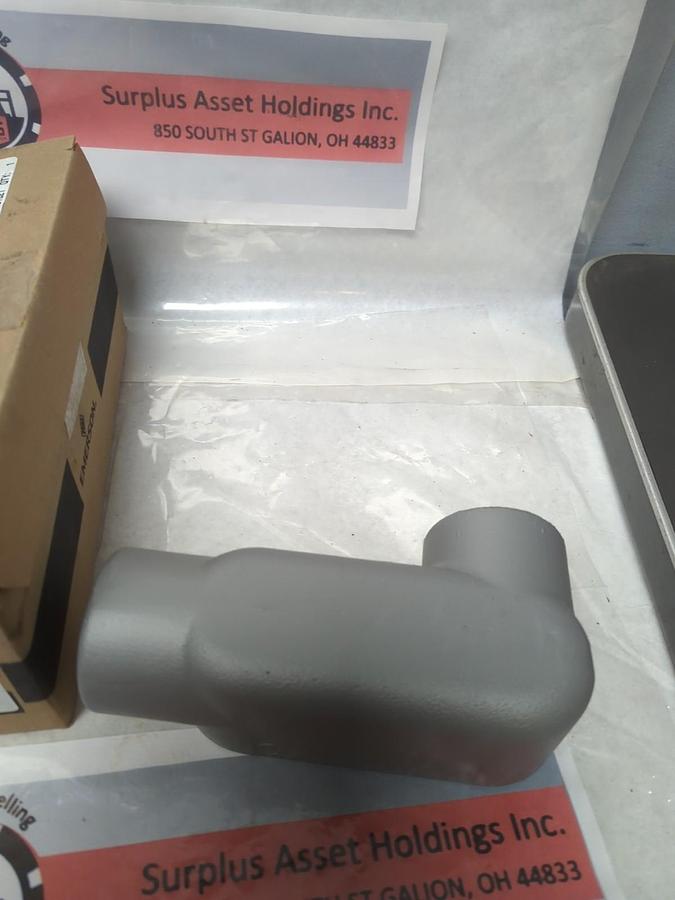 APPLETON,LL57-SA,FM7 CONDUIT BODY 1-1/2 INCH TYPE L NOS