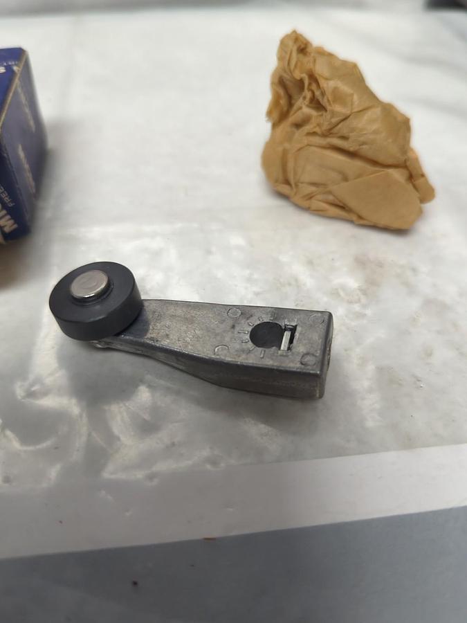 HONEYWELL,LSZ51A,MICROSWITCH LEVER ARM NOS