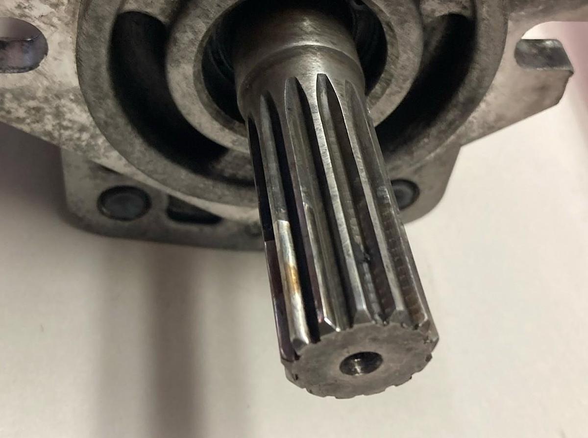 Used Shimadzu,SGP2-40L560,Hydraulic Pump