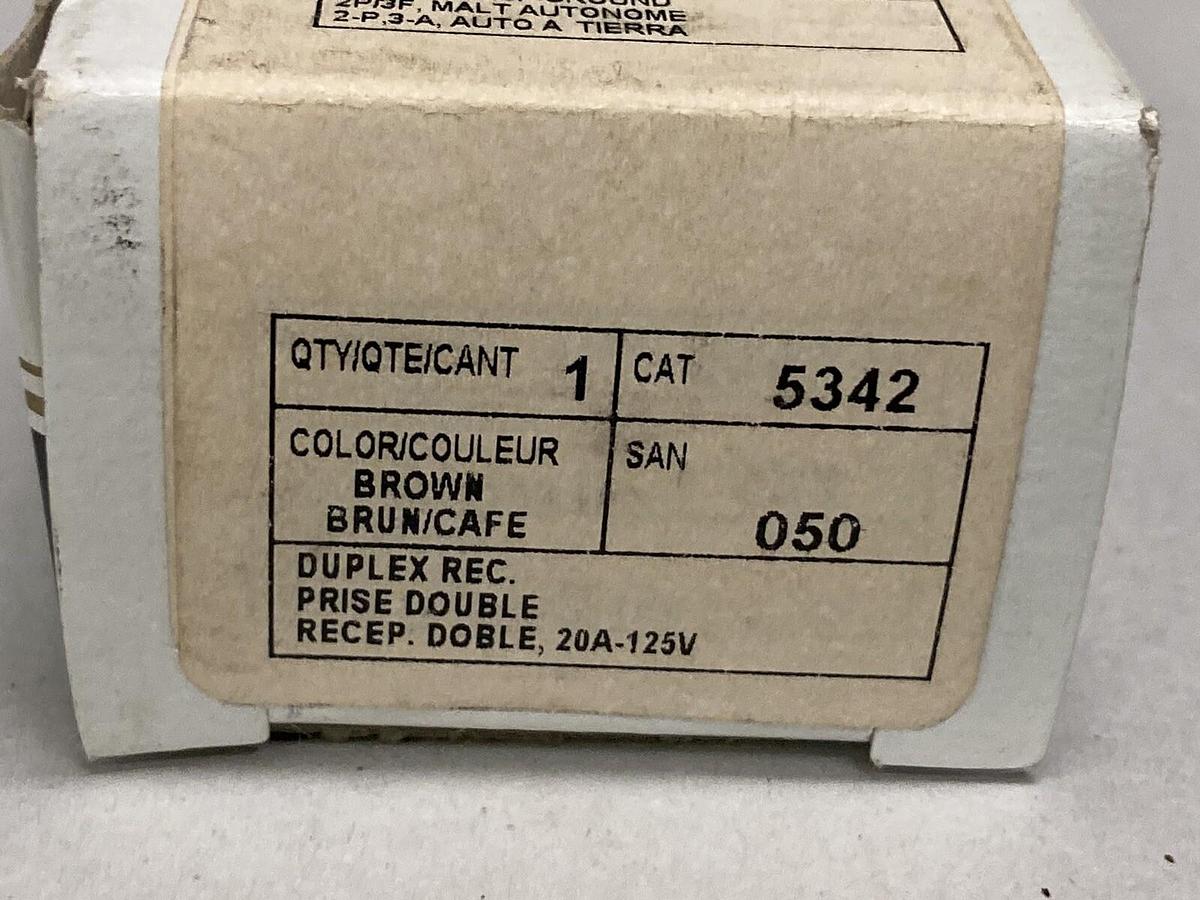 Leviton Duplex,5342,Receptacle Lot of 2