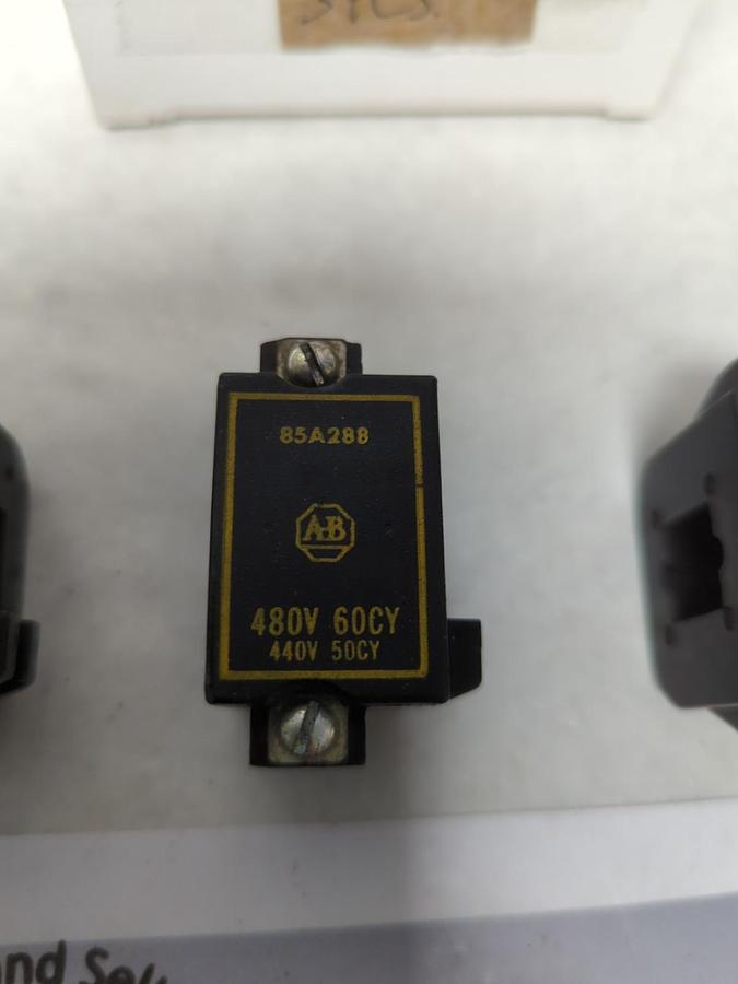 Used ALLEN-BRADLEY,85A288,COIL 480V 60HZ/CY 440V 50HZ/CY LOT OF 3 PRE-OWNED