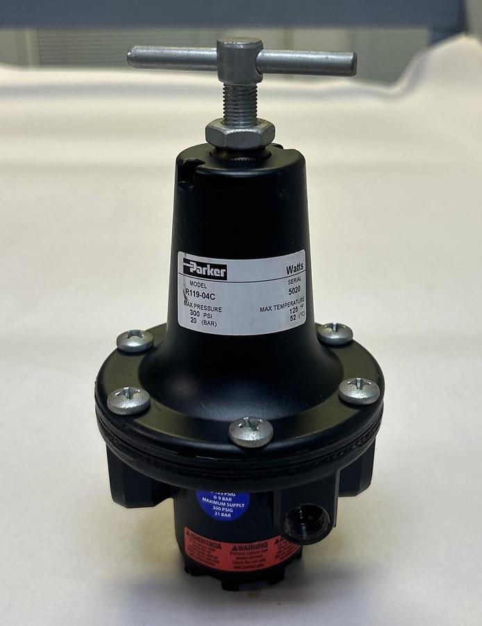 Used PARKER,R119-04C,PNEUMATIC REGULATOR