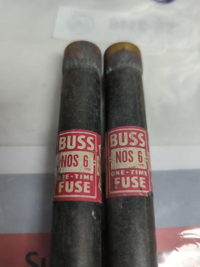 Used COOPER BUSSMANN,NOS 6,ONE-TIME 6 AMP FUSE LOT OF 2 PRE-OWNED
