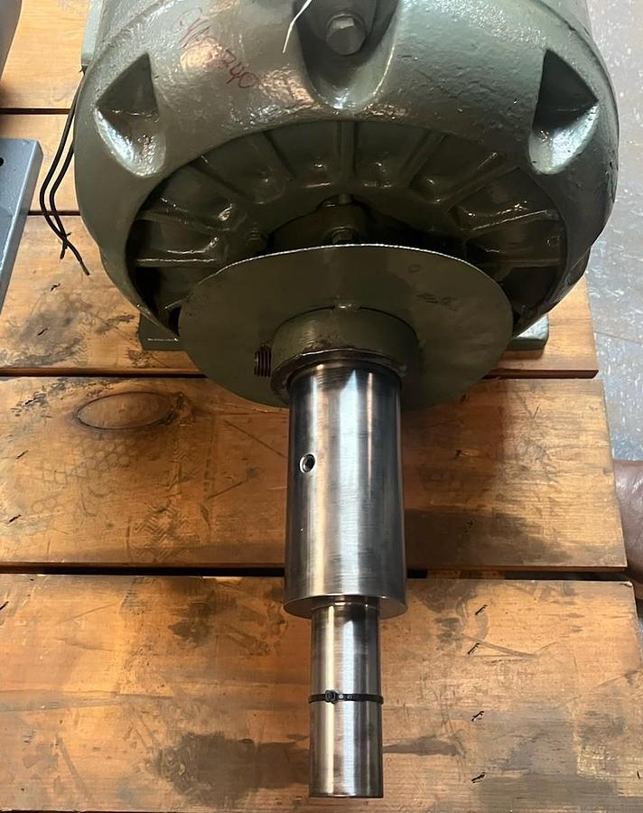 Used LOUIS ALLIS,JX,MOTOR 7.5HP 1160RPM 440V 3PH FR 324