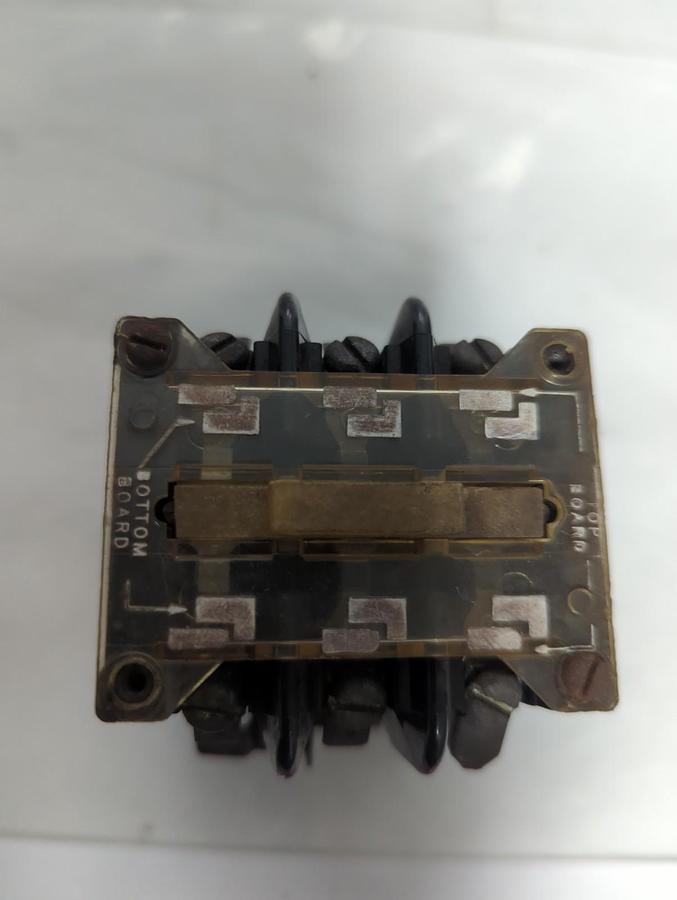 Used P&H,479Q33D3,PILOT DUTY CONTACT 600V 10 AMP 3-POLE PRE-OWNED