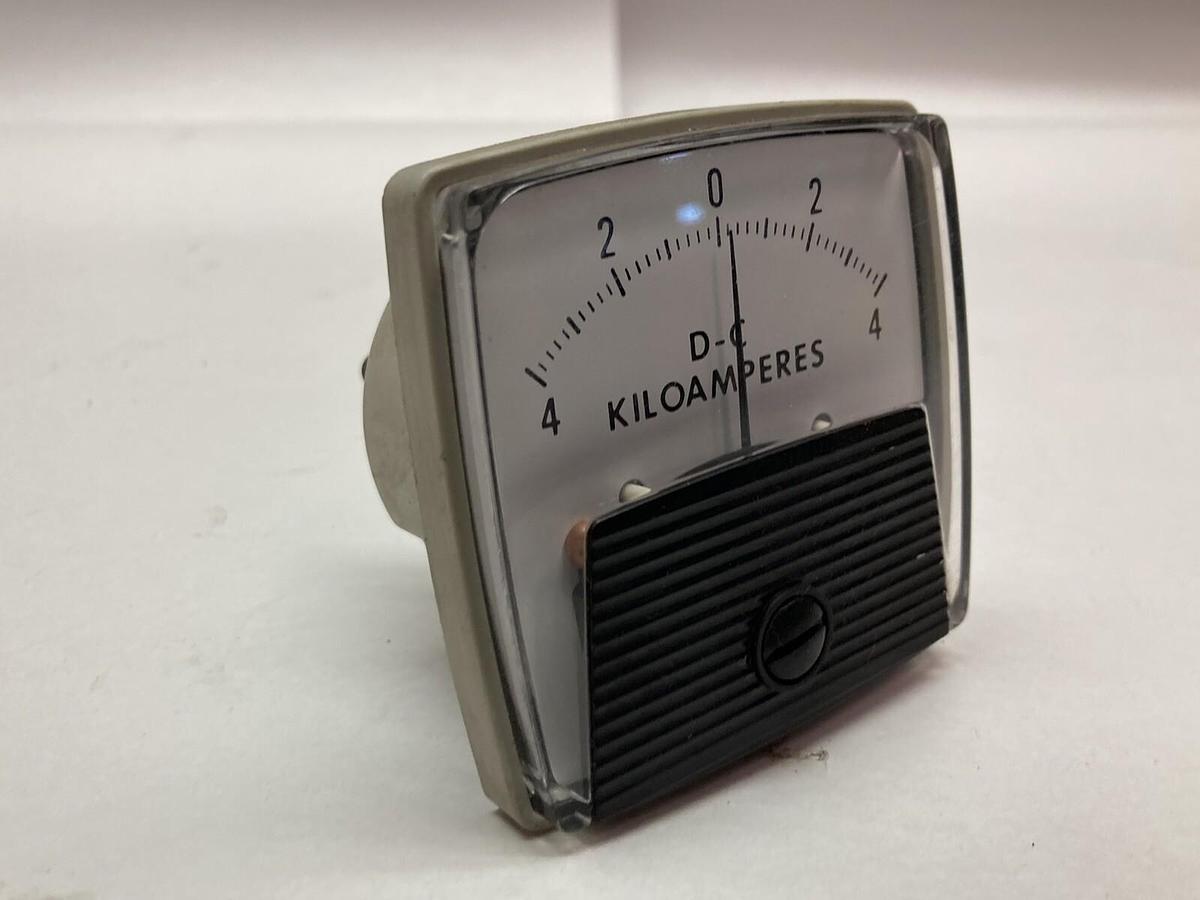 Used General Electric,960409PDAL,4-0-4 Square Panel Mount Gauge Filter