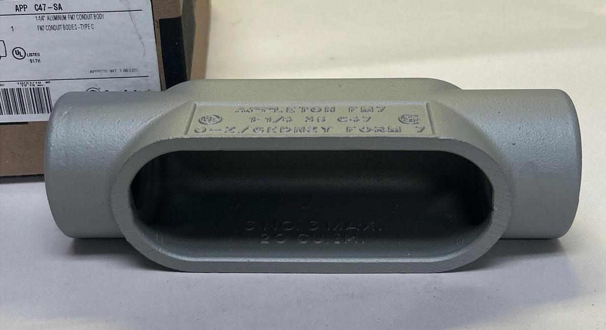 APPLETON,C47,ALUMINUM CONDUIT BODY 1-1/4INCH NOS