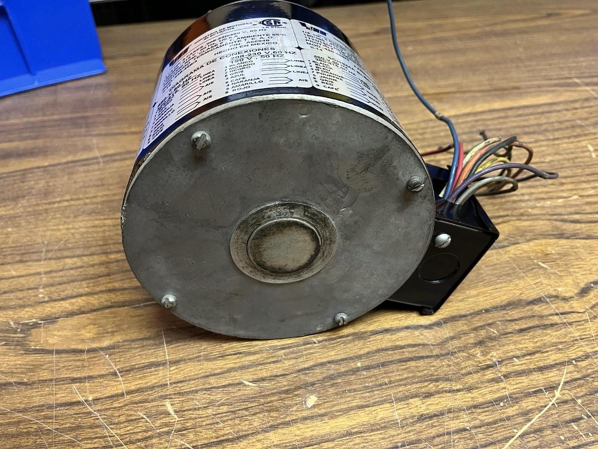 Used INDUSTRIA DE MOTORES,A66948,MOTOR 1/4HP 230/460V 3PH 1725RPM 3PH