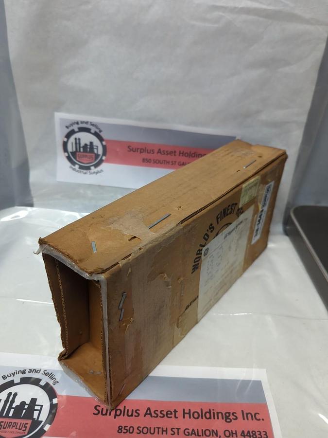 GE,SB9 BB211SUM2Y,CONTROL/SELECTOR SWITCH NOS