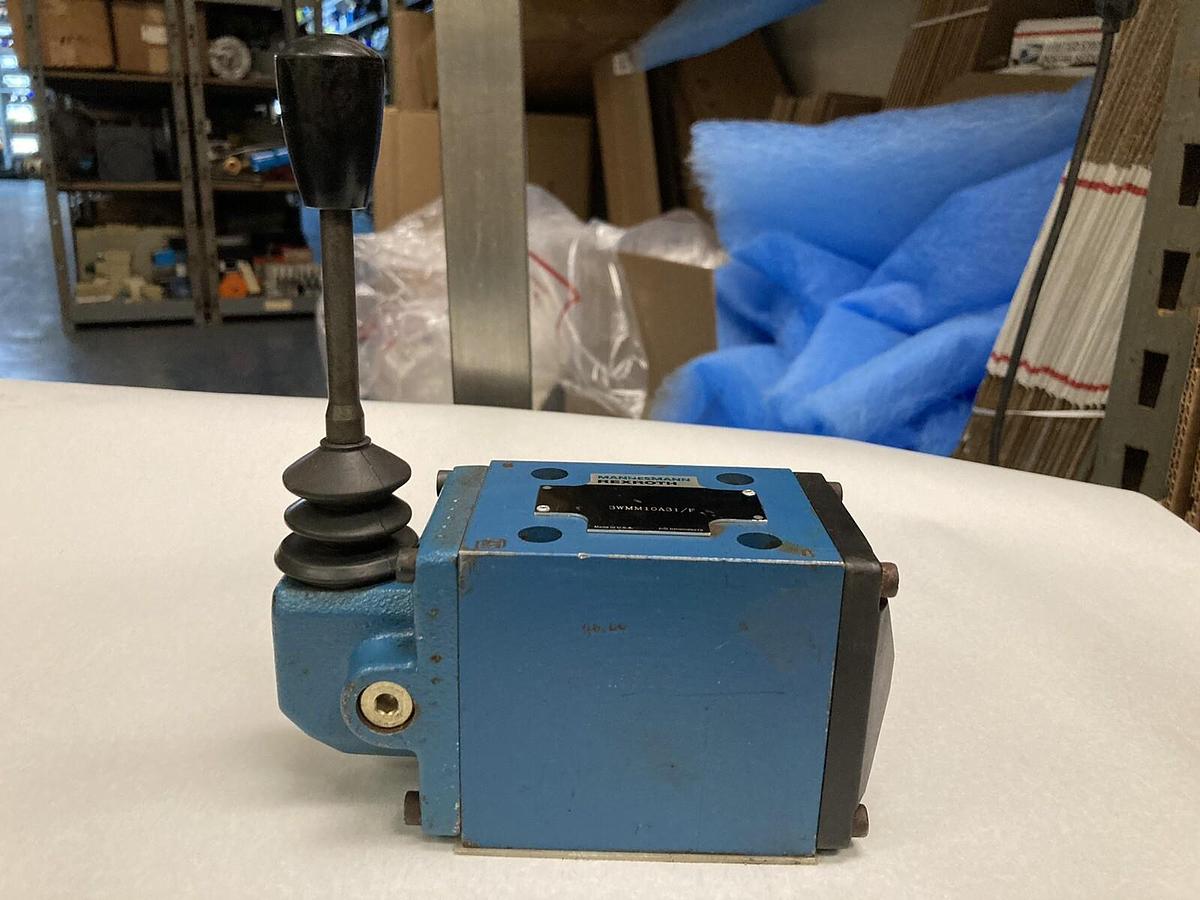 Used Rexroth,3WMM10A31/F,Hydraulic Directional Control Valve
