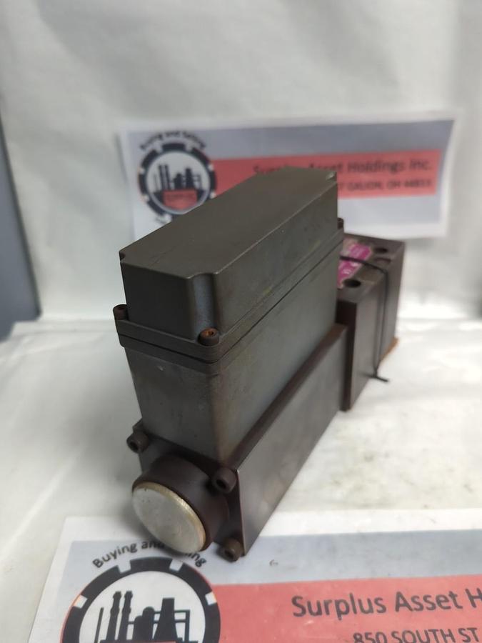 Used FIVES NORTH AMERICAN,H0931-2003,PROPORTIONAL VALVE 24VDC 3.5A PRE-OWNED