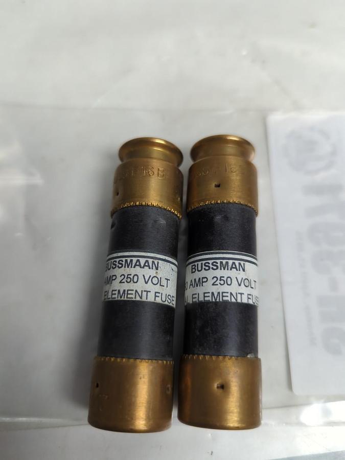 Used BUSSMANN,F16B,FUSE 250 VOLT 60 AMP LOT OF 2 PRE-OWNED