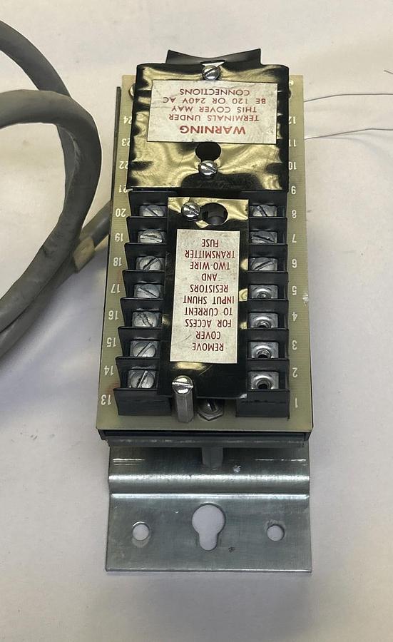 Used LEEDS & NORTHRUP,467-120-22500-50-40-7500-208,POWER SUPPLY CHASSIS 24V