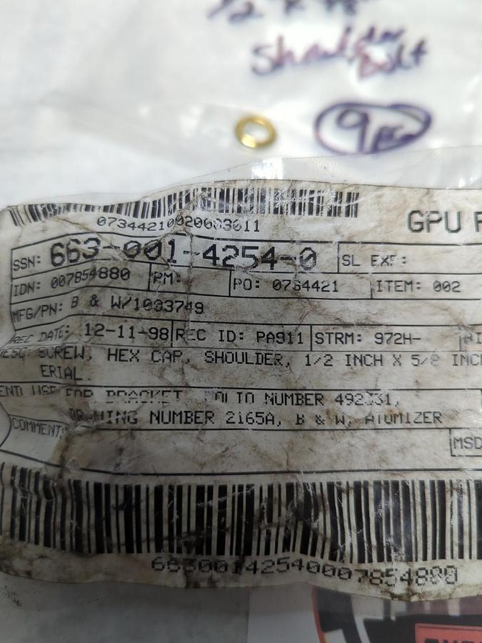 B & W,1003749,HEX CAP SHOULDER BOLT 1/2 X 5/8 INCH 1018 CF MATERIAL LOT OF 9 NOS