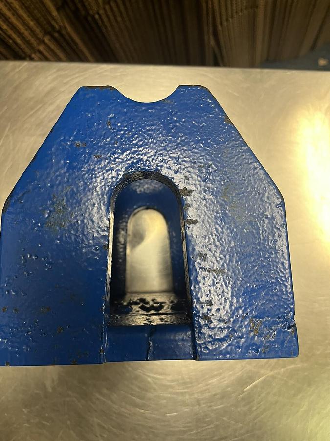 UNILINK,HEAVY DUTY, RIGGING BRACKET JUST SHY OF 6" WIDTH