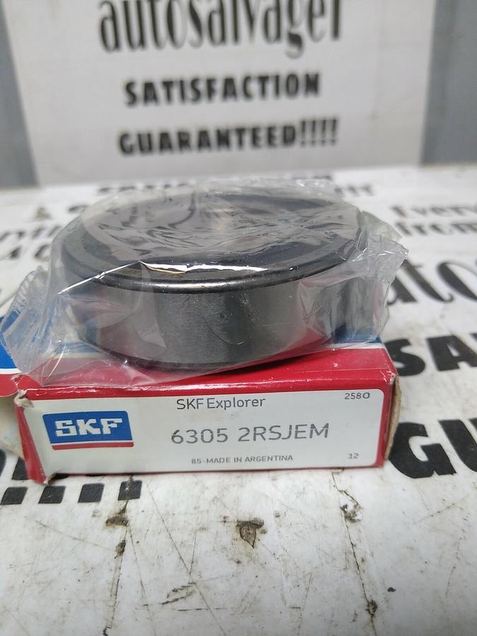 SKF,6305 2RSJEM,DEEP ROOVE BALL BEARING DOUBLE SEALED  NOS