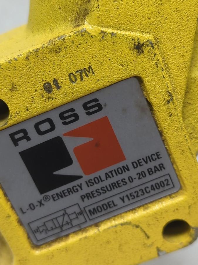 Used ROSS,Y1523C4002,PNEUMATIC SAFETY LOCKOUT VALVE 0-20 BAR PRE-OWNED