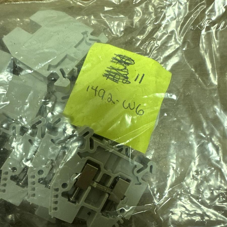 Allen Bradley,1492-W6,Terminal Block LOT of 11