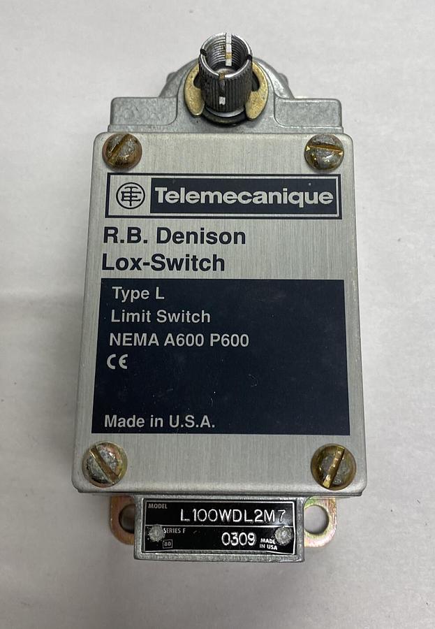 Telemecanique,L100WDL2M7,LIMIT SWITCH NOS