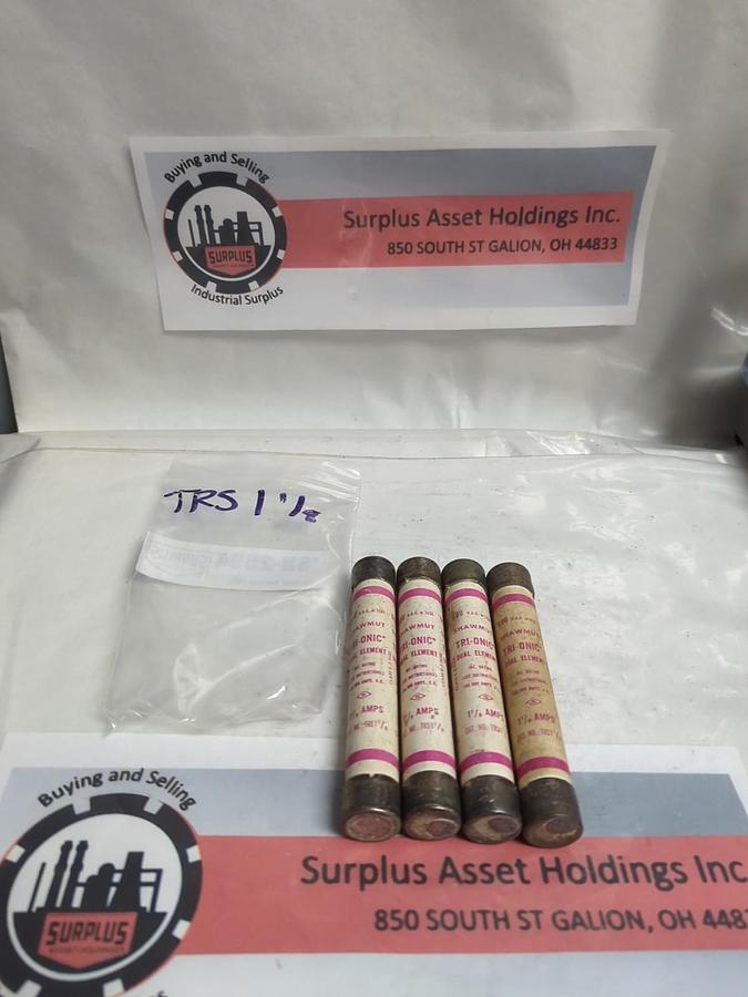 Used GOULD SHAWMUT,TRS1-1/8,TRI-ONIC 1-1/8 AMP FUSE LOT OF 4 PRE-OWNED