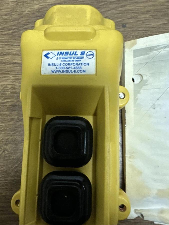 Insul,300C0B81C,Pushbutton Control Pendant