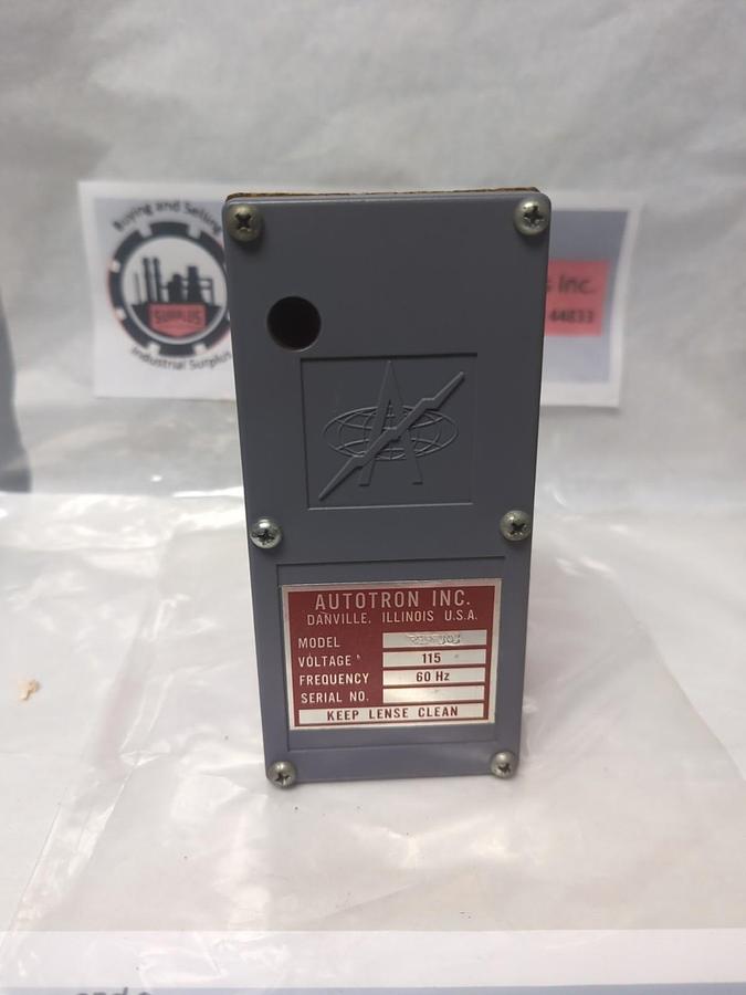 Used AUTOTRON,RHPF303,PROXIMITY PHOTO ELECTRIC CONTROL 11VV 60HZ PRE-OWNED