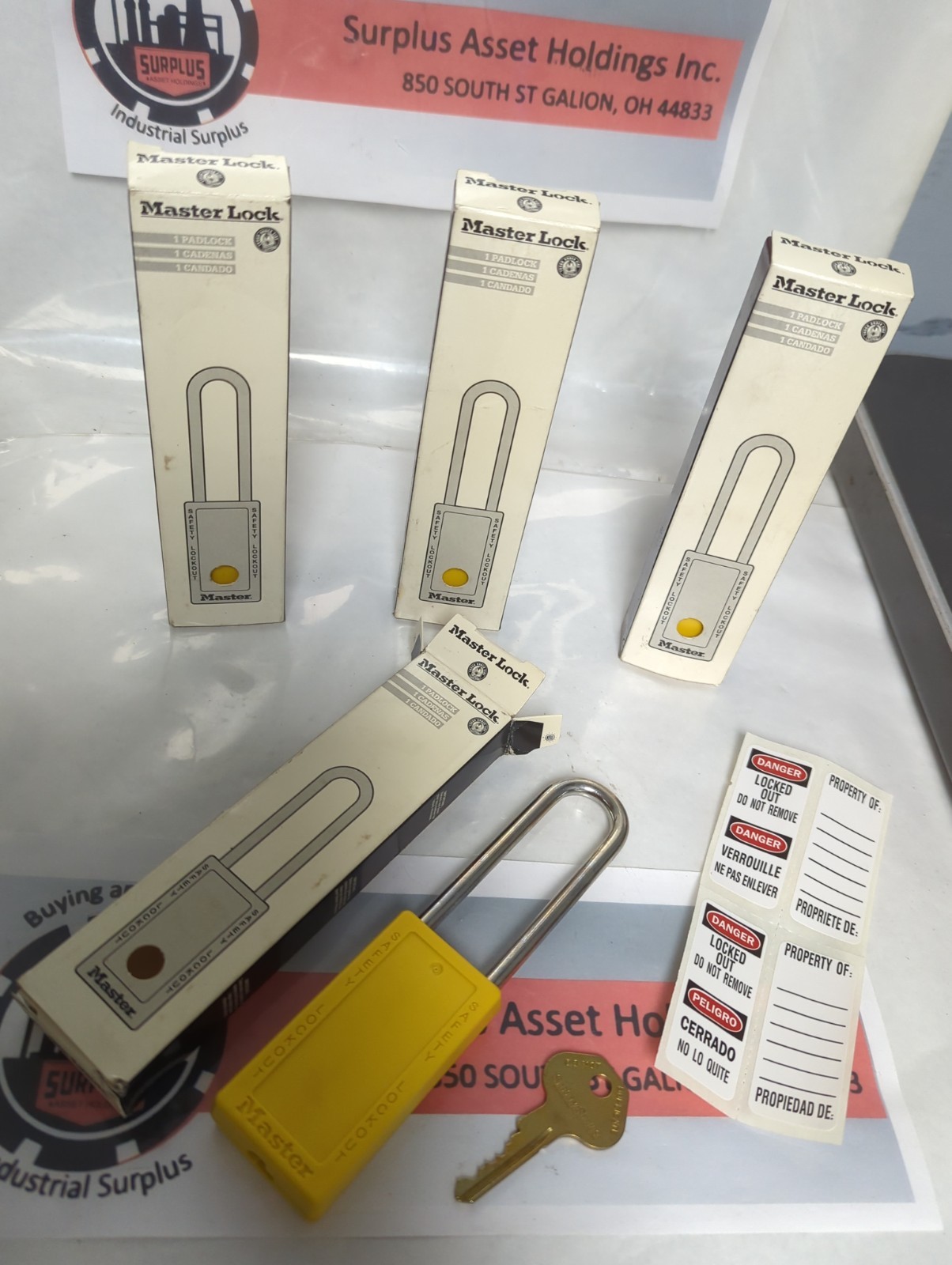 MASTER LOCK,411LTYLW,SAFETY LOCKOUT PADLOCK YELLOW LOT OF 4 NOS