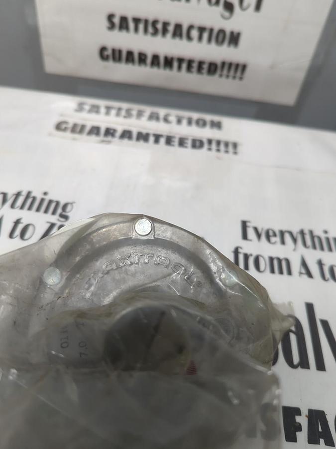 Used MAXITROL,0110 7.0 178 325-3,GAS PRESSURE REGULATOR NEW