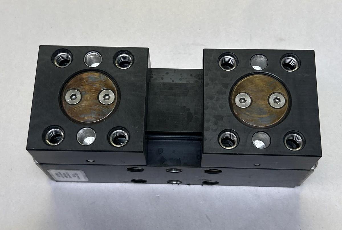 ZAYTRAN,MAGNUM-AL-450-26,PNEUMATIC GRIPPER CYLINDER 120PSI NOS