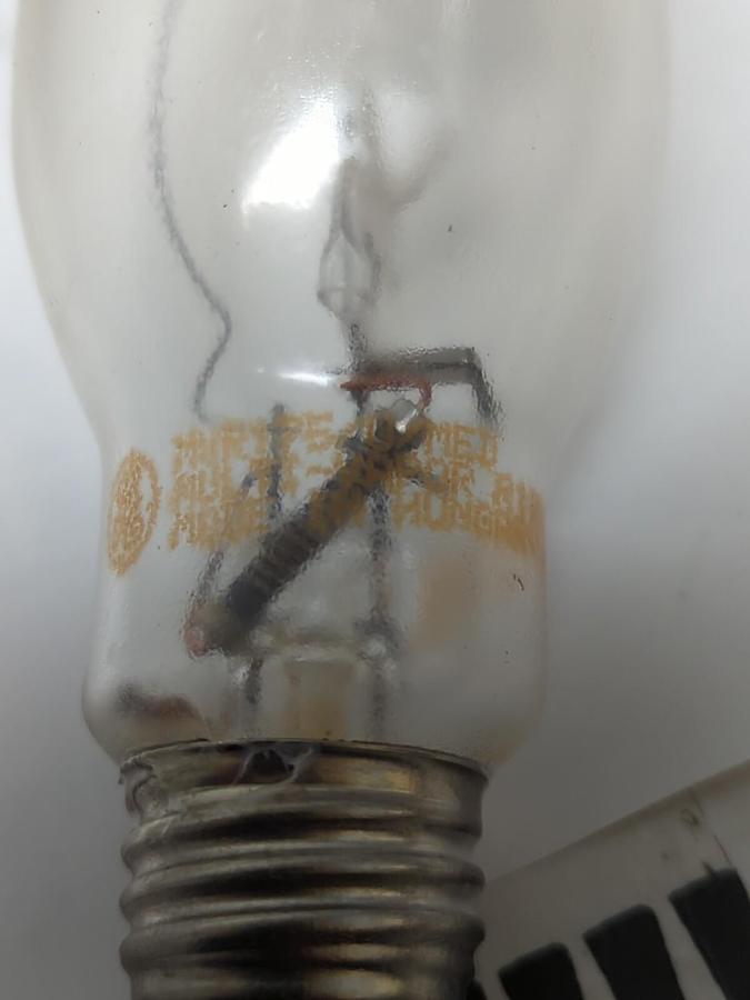 G.E.LIGHTING,18902 MVR175/U/MED,175WATT MULTI-VAPOR METAL HALIDE LIGHT BULB