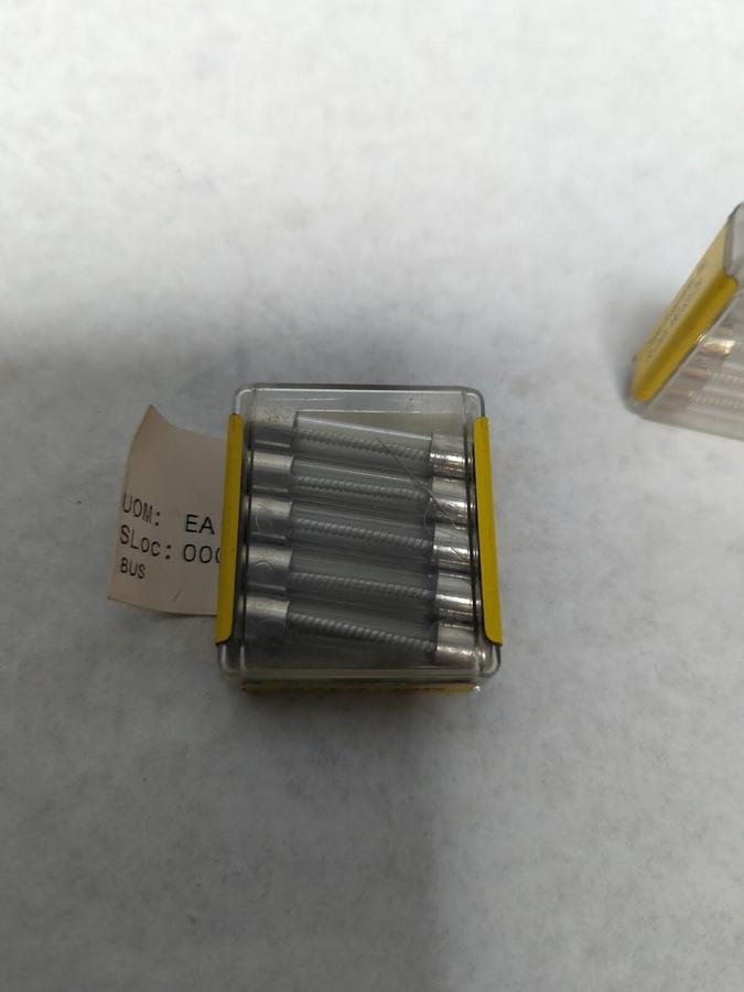 COOPER BUSSMANN,MDL 7-1/2,GLASS FUSES LOT OF 8 NOS