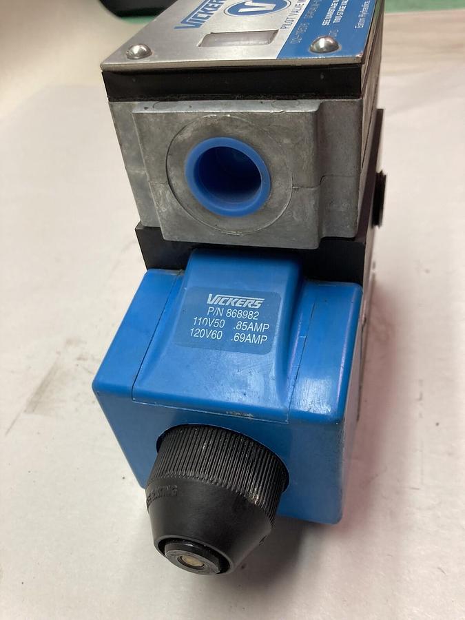 Eaton Vickers,DG4S4LW-012A-B-60,Hydraulic Pilot Valve