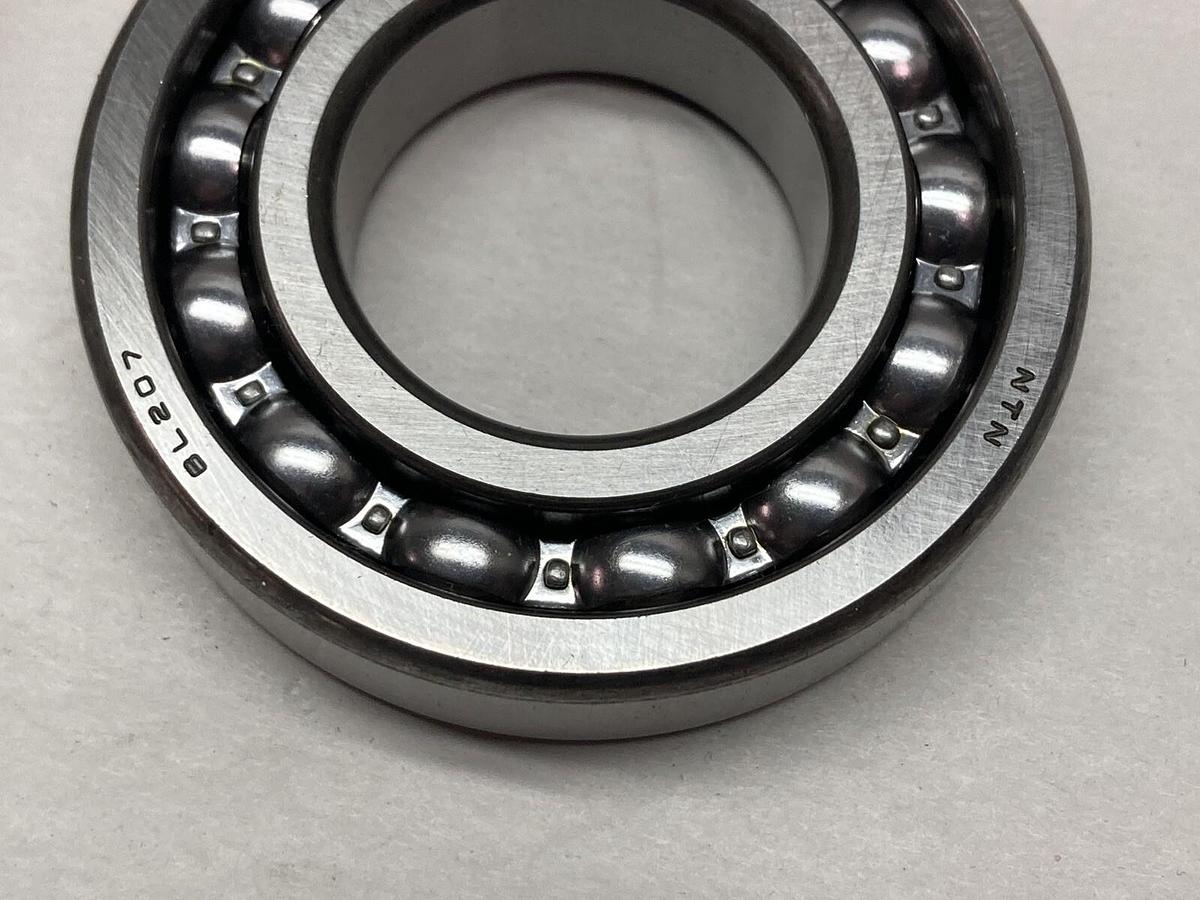 Vickers,001707,Bearing