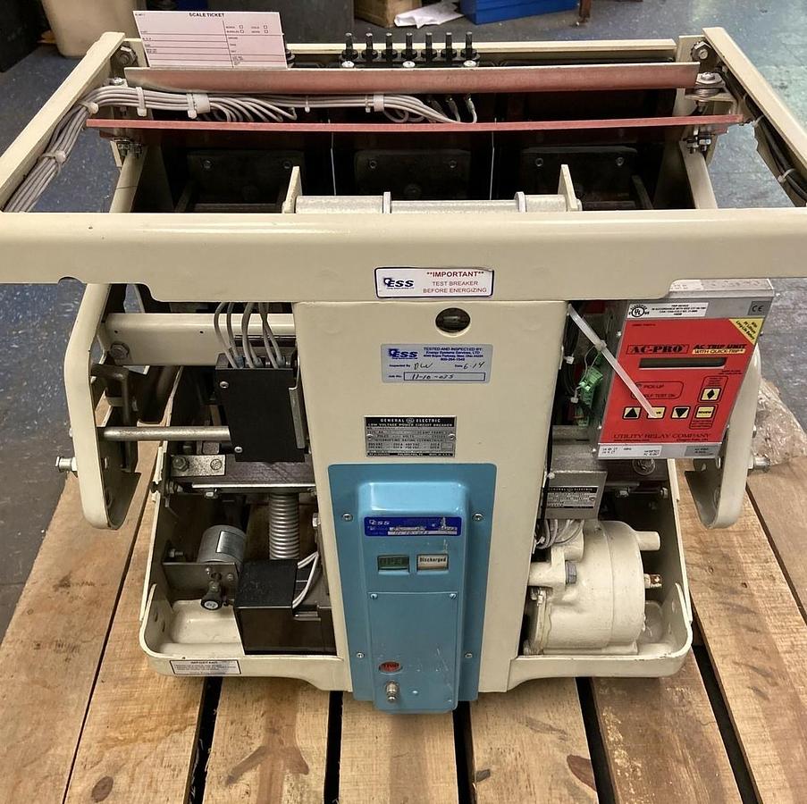 Used General Electric,AK-2A-75-1,3000A  AC-PRO Trip LSIG Air Breaker