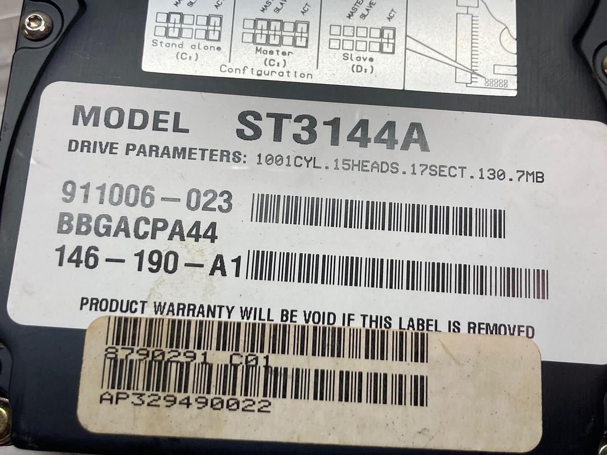 Seagate Model,ST3144A,IDE Hard Drive 911006-023 130.7Mb