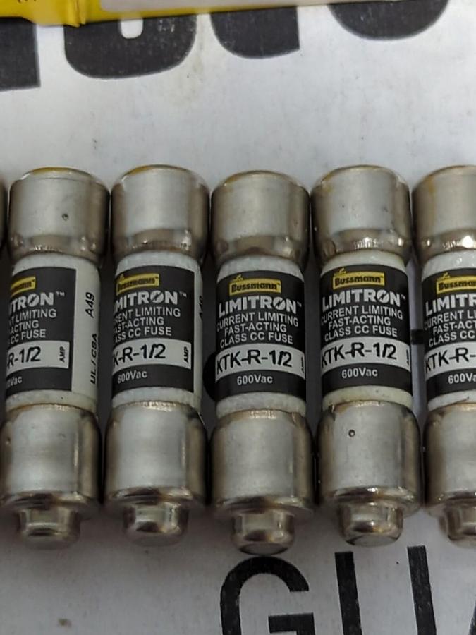 COOPER BUSSMANN,KTK-R-1/2,LIMITRON 1/2 AMP FUSES BOX OF 10 NEW