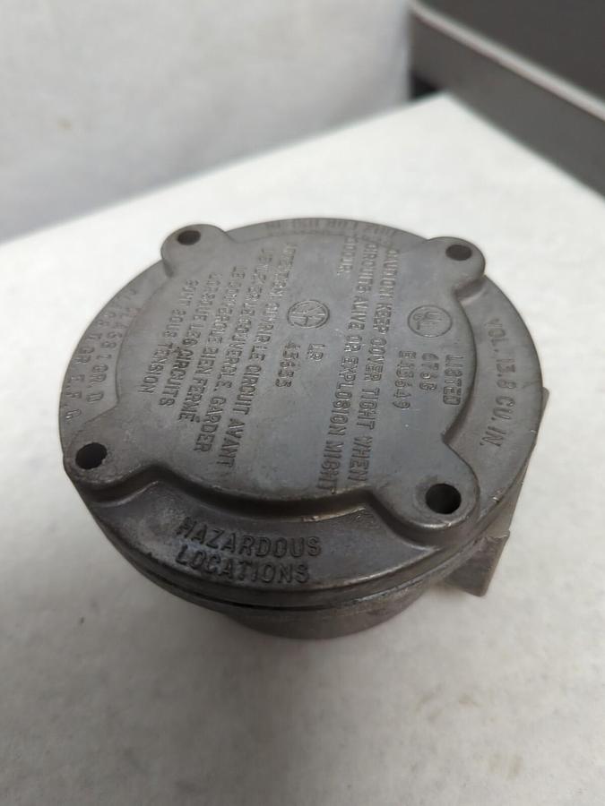 CROUSE-HINDS,C2479,CONDUIT OUTLET BOX FOR HAZARDOUS LOCATIONS NOS