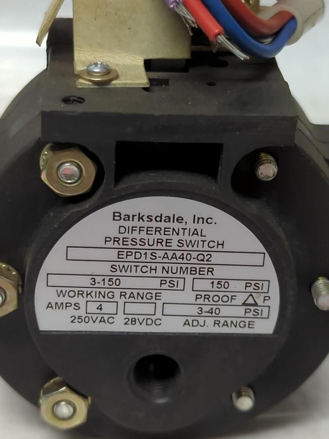 Used BARKSDALE,EPDIS-AA40-Q2,DIFFERENTIAL PRESSURE SWITCH 3-150 PSI 4 AMP PRE-OWNED