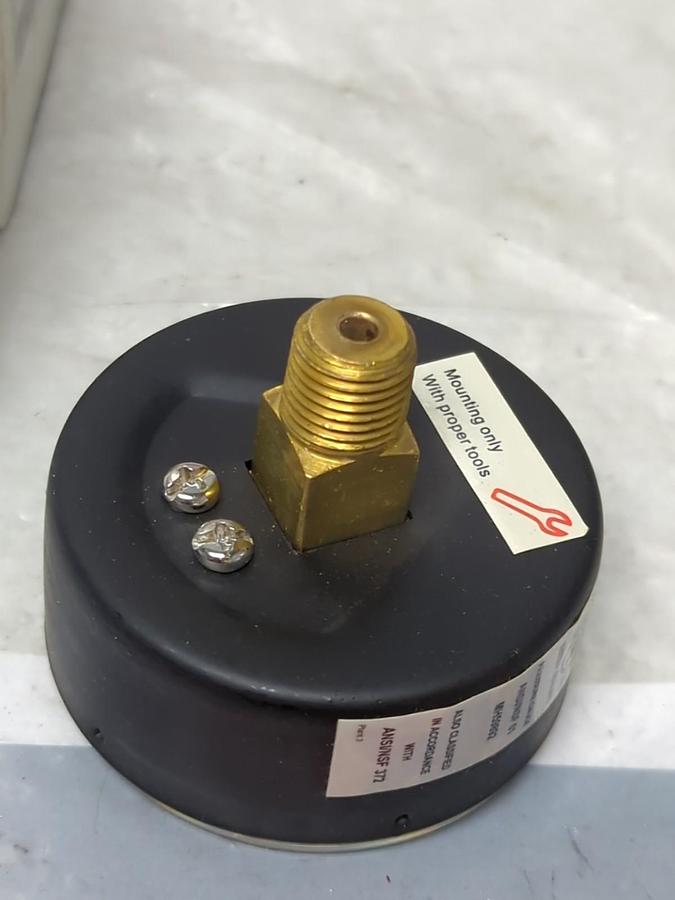 TRERICE,800B2502BA160,GAUGE 2-1/2 IN FACE 1/4 IN NPT BCK CONNECTION 160PSI NOS