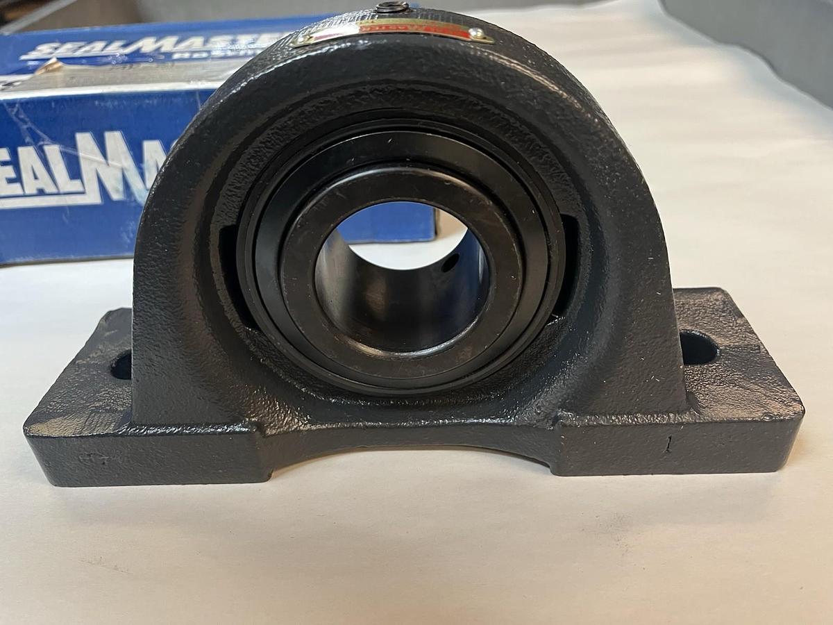 Used SEALMASTER,MP-31,PILLOW BLOCK BEARING 1-15/16" BORE