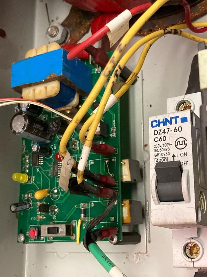 Used Energy Smart,P/N 05233-60,Power Planner Enclosure 3PH 277Vac 60A Max
