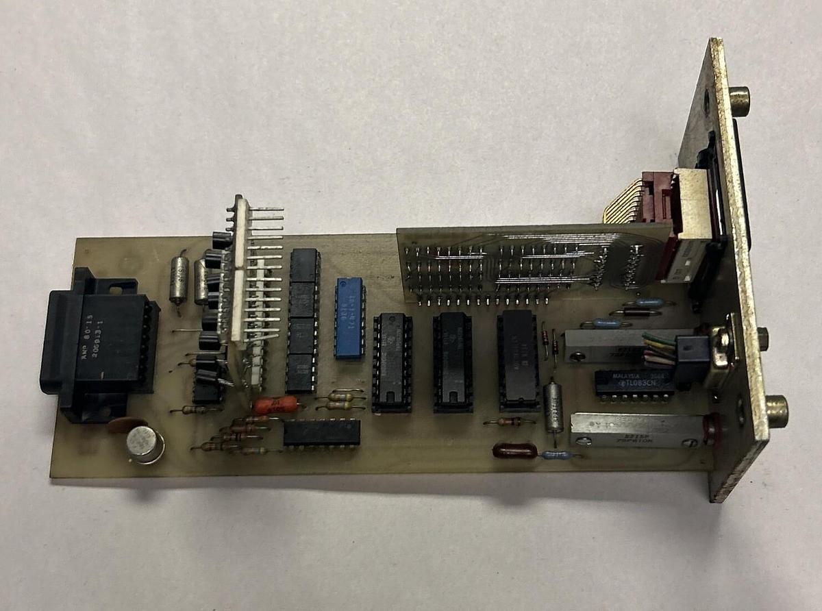 Used EDMUNDS,E8007,DISPLAY CONTROLLER
