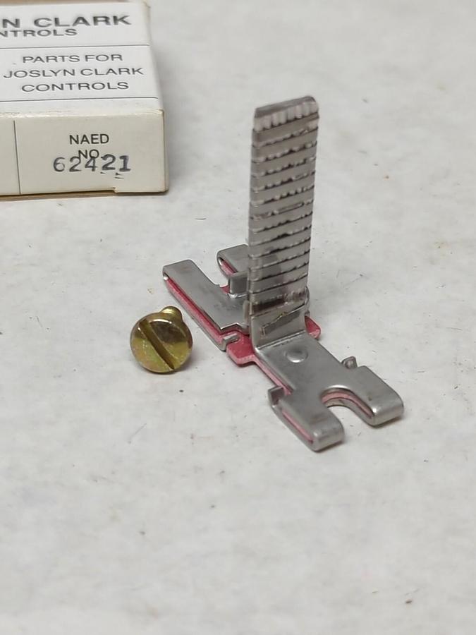 JOSLYN CLARK,2421,OVERLOAD RELAY HEATER NOS