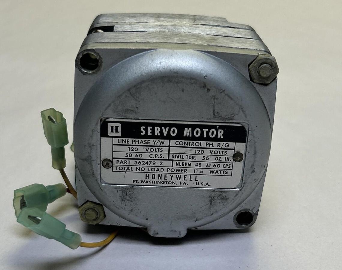 Used HONEYWELL,362479-2,SERVO MOTOR 120V