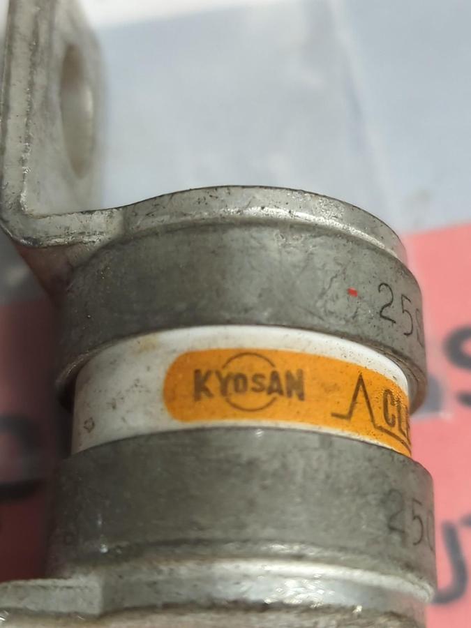 Used KYOSAN,25SH100,CLEARUP FUSE LOT OF 4 PRE-OWNED