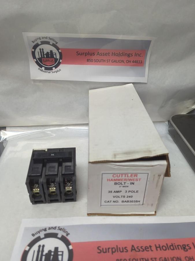 Used CUTLER-HAMMER,BAB3035H,CIRCUIT BREAKER 35 AMP 3-POLE PRE-OWNED