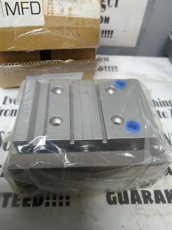 BIMBA,MFD MTCL-50X50-S-T,THRUSTER EXTRUDER 50MM BORE LINEAR BALL BUSHING NOS